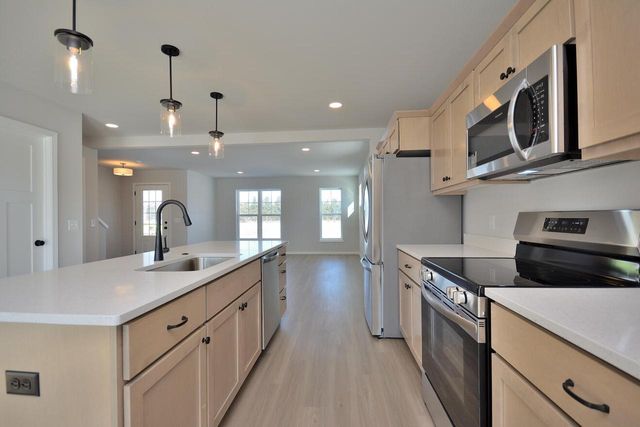 919 5 Mile ROAD, Racine, WI 53402