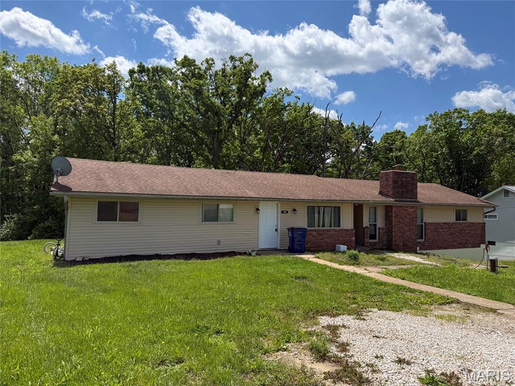 106 Schemmer Road, Wright City, MO 63390