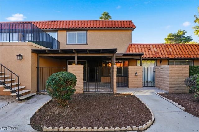 6630 Bubbling Brook Drive C, Las Vegas, NV 89107