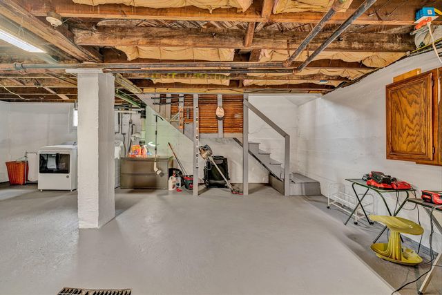 2710 Hillcrest AVE NW, Roanoke, VA 24012