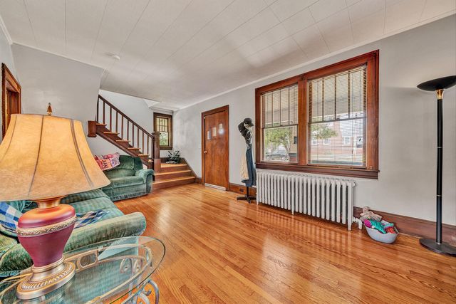 2710 Hillcrest AVE NW, Roanoke, VA 24012