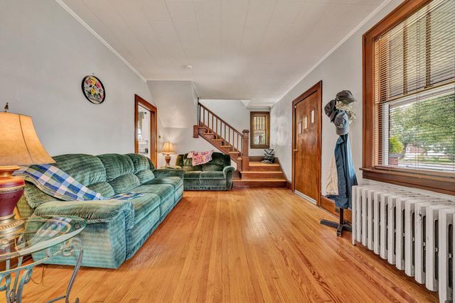 2710 Hillcrest AVE NW, Roanoke, VA 24012