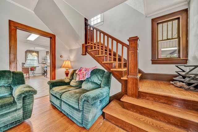 2710 Hillcrest AVE NW, Roanoke, VA 24012