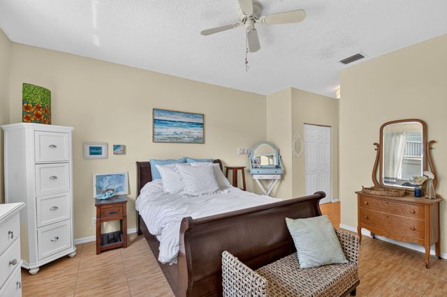 3162 Via Poinciana 6, Lake Worth, FL 33467