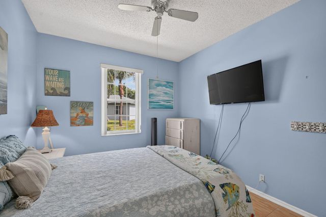 3162 Via Poinciana 6, Lake Worth, FL 33467