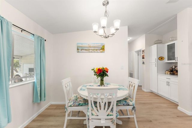 7106 MOUNT ESSEX DRIVE NE 494, St Petersburg, FL 33702