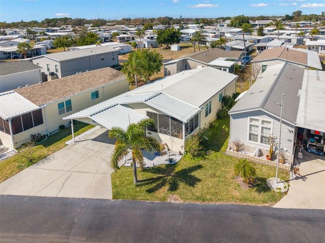 7106 MOUNT ESSEX DRIVE NE 494, St Petersburg, FL 33702