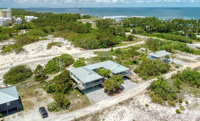 439 Kinzalow Lane, Gulf Shores, AL 36542