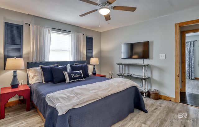 439 Kinzalow Lane, Gulf Shores, AL 36542