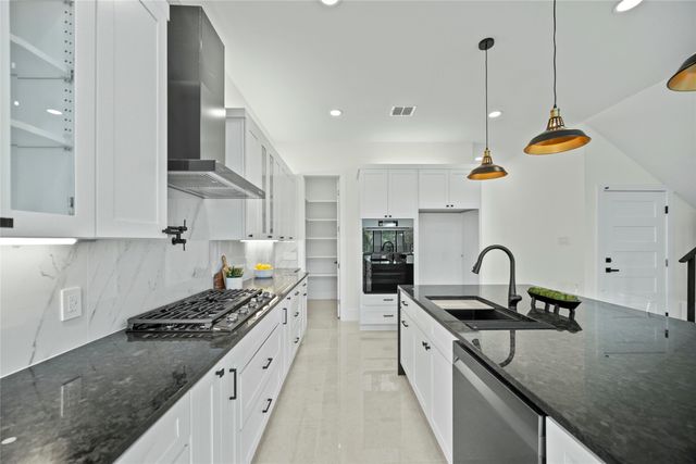 3404 Umyousef Court, Irving, TX 75038