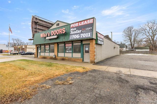 26905 Plymouth Road, Redford, MI 48239
