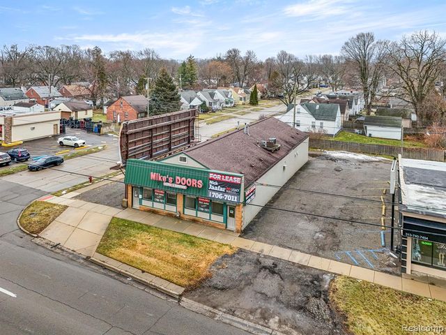 26905 Plymouth Road, Redford, MI 48239