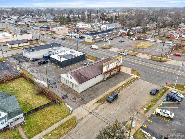 26905 Plymouth Road, Redford, MI 48239