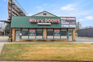 26905 Plymouth Road, Redford, MI 48239
