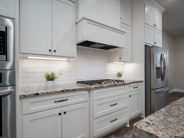 261 Heritage Way, Bullard, TX 75757