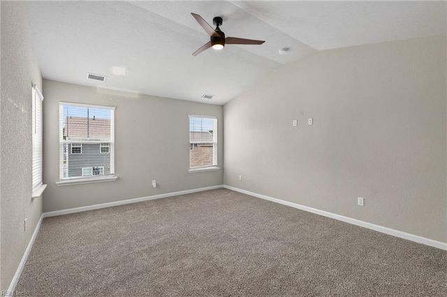 142 Blessing CIR, Suffolk, VA 23434