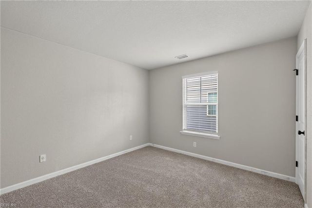 142 Blessing CIR, Suffolk, VA 23434