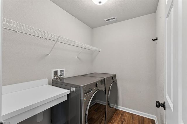 142 Blessing CIR, Suffolk, VA 23434