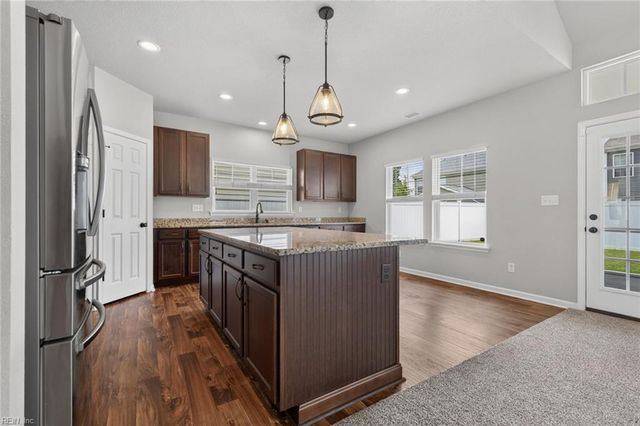 142 Blessing CIR, Suffolk, VA 23434