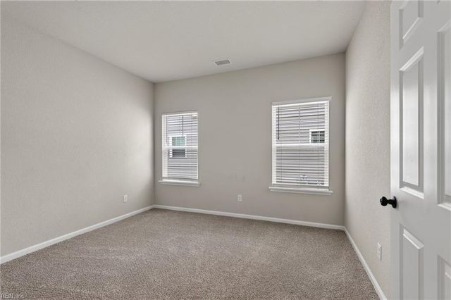 142 Blessing CIR, Suffolk, VA 23434