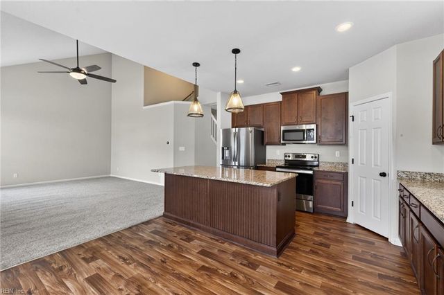 142 Blessing CIR, Suffolk, VA 23434