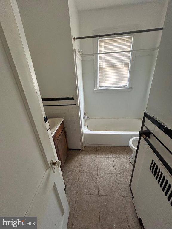 Image 15 of property listing at 2500 QUANTICO AVE, Baltimore, MD 21215