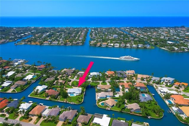 1250 Tuna CT, Naples, FL 34102