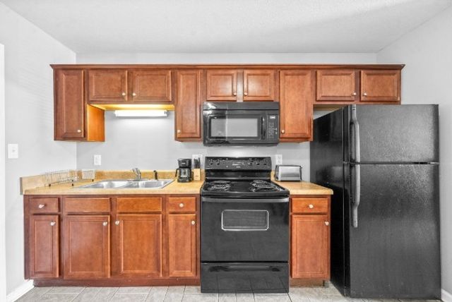 535 Lafayette Rd Lot 8 Bldg B, Clarksville, TN 37042