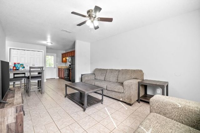 535 Lafayette Rd Lot 8 Bldg B, Clarksville, TN 37042