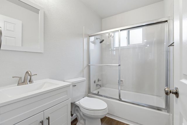 617 Merrimac Ct, Modesto, CA 95354