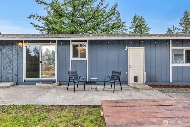 15802 64th Avenue Court East, Puyallup, WA 98375