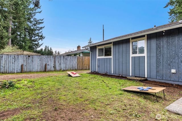 15802 64th Avenue Court East, Puyallup, WA 98375