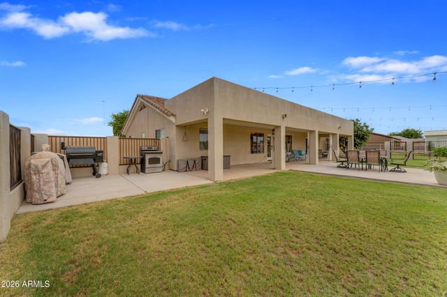 6816 N 171ST Drive, Waddell, AZ 85355