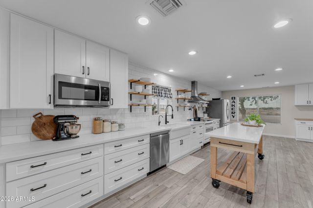 6816 N 171ST Drive, Waddell, AZ 85355
