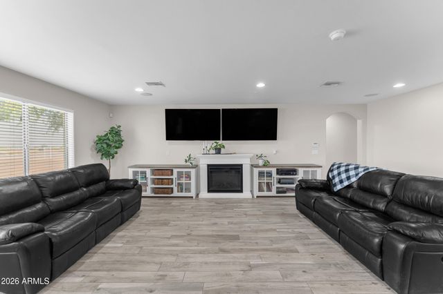 6816 N 171ST Drive, Waddell, AZ 85355