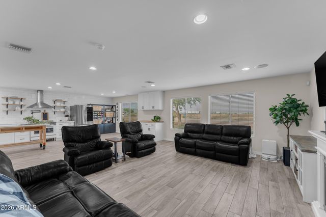 6816 N 171ST Drive, Waddell, AZ 85355