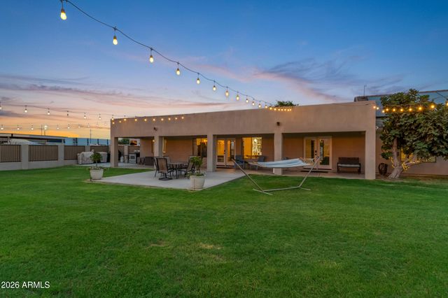 6816 N 171ST Drive, Waddell, AZ 85355