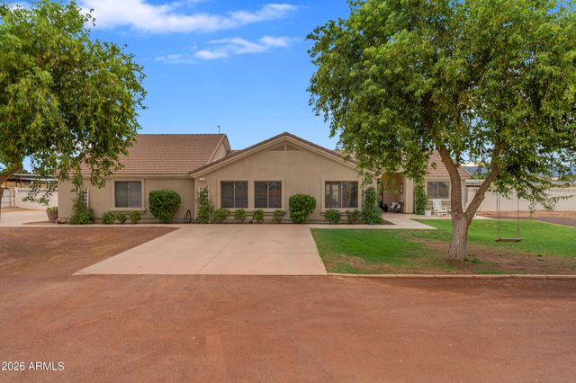 6816 N 171ST Drive, Waddell, AZ 85355