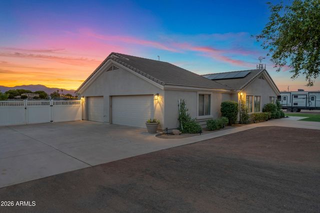 6816 N 171ST Drive, Waddell, AZ 85355
