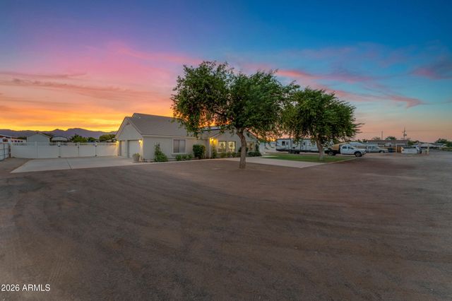 6816 N 171ST Drive, Waddell, AZ 85355