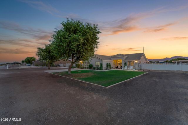 6816 N 171ST Drive, Waddell, AZ 85355