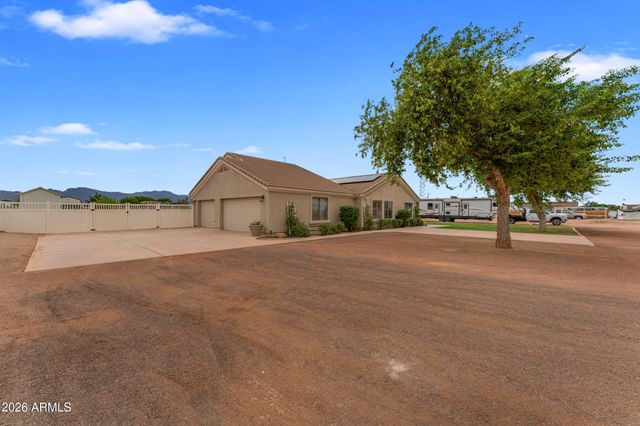 6816 N 171ST Drive, Waddell, AZ 85355