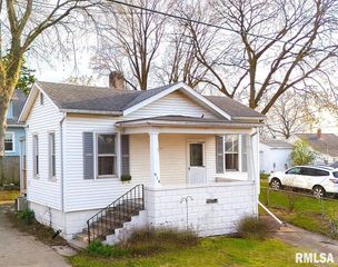 918 MARGARET Street, Pekin, IL 61554