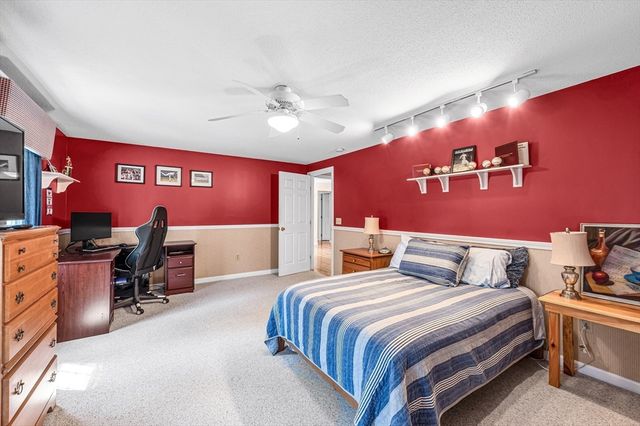 89 Kane Brothers Cir, Westfield, MA 01085