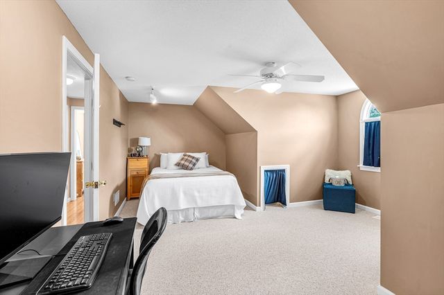 89 Kane Brothers Cir, Westfield, MA 01085