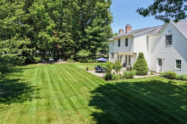 89 Kane Brothers Cir, Westfield, MA 01085