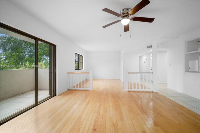 1891 N 61st Avenue B215, Hollywood, FL 33024