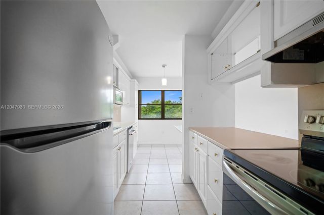 1891 N 61st Avenue B215, Hollywood, FL 33024