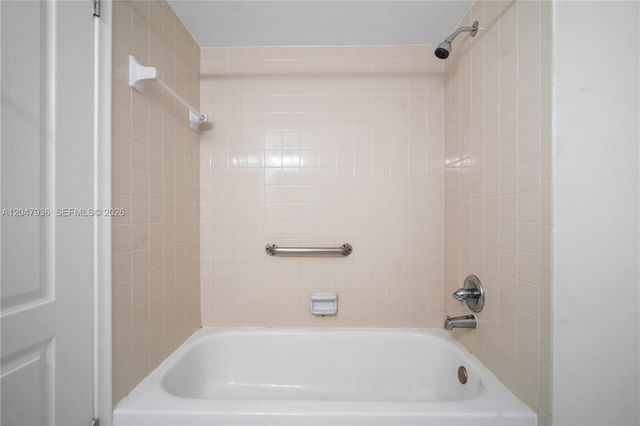 1891 N 61st Avenue B215, Hollywood, FL 33024