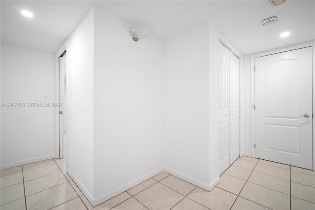 1891 N 61st Avenue B215, Hollywood, FL 33024